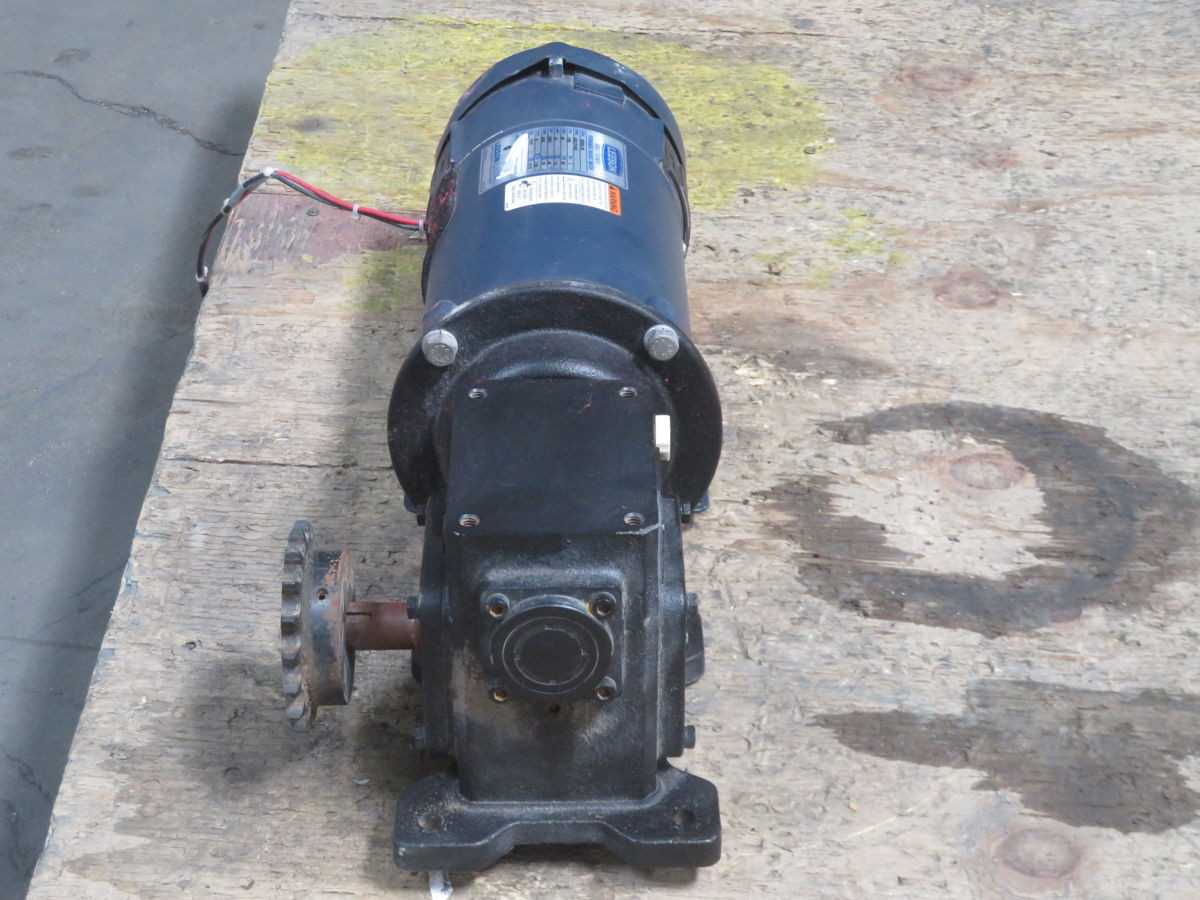 LEESON 108022.00 C4D17FKSK DC MOTOR T267451 - AC MOTOR