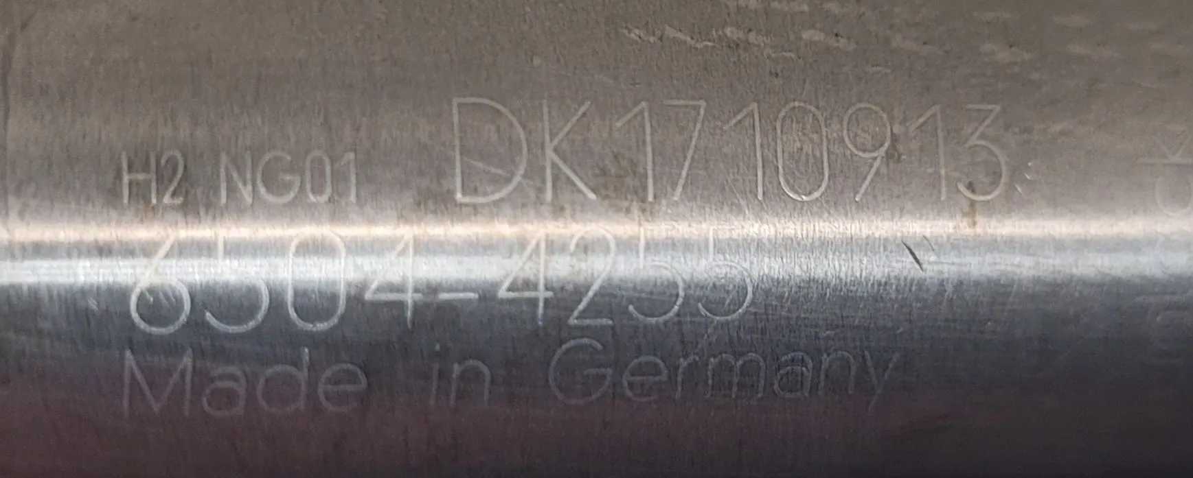 KENNAMETAL INDEXABLE INSERT DRILL, 26MM DIAMETER, 2 FLUTES, STRAIGHT SHANK 1.25" DIA, RIGHT-HAND - MACHINING TOOLING & PARTS