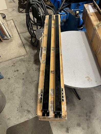 2012 SMARTSCAN 083M1204 LIGHT CURTAIN SET - 50" INDUSTRIAL SAFETY GUARDING - LIGHTING