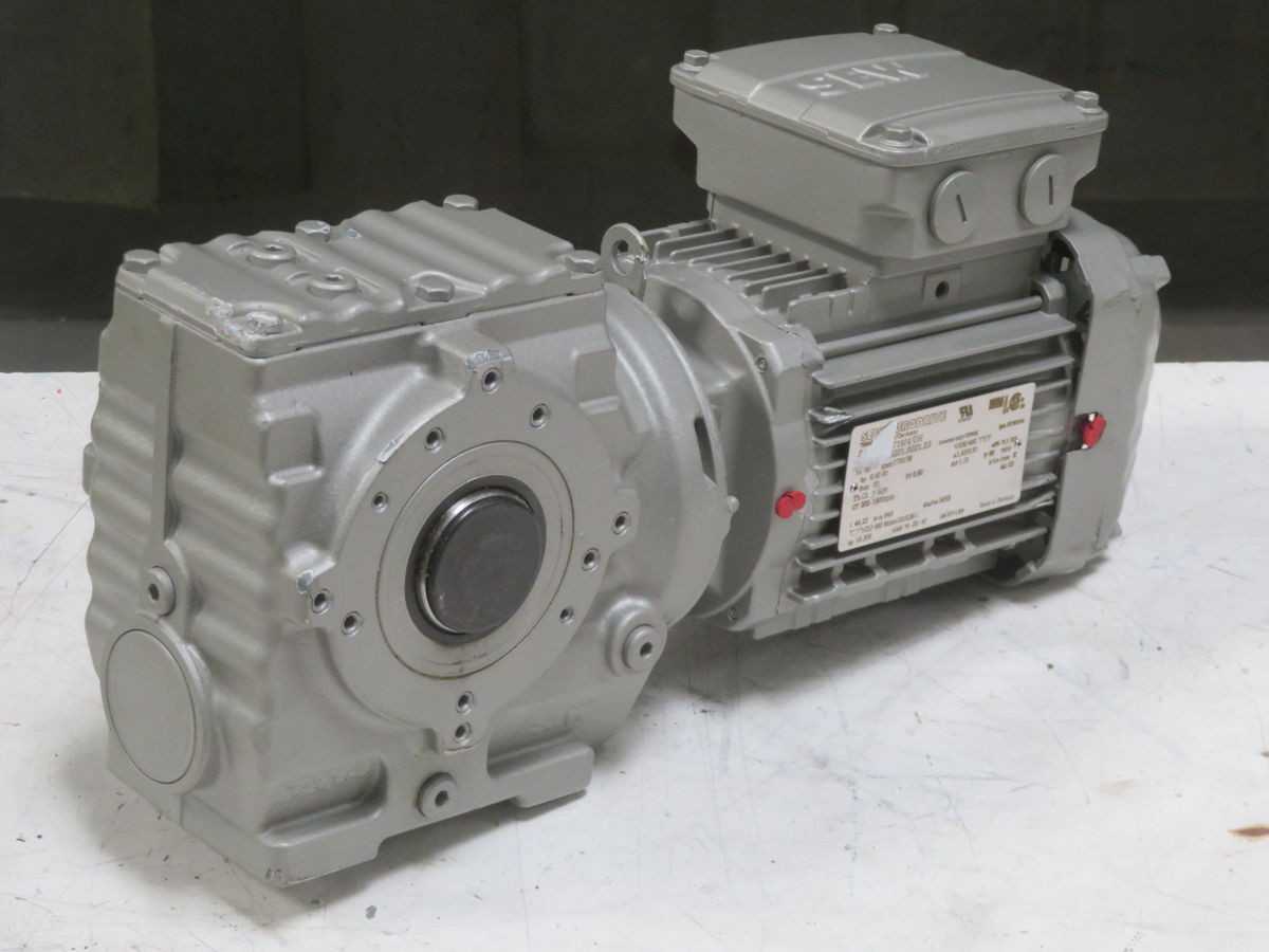 SEW EURODRIVE SA47 DRN71M4/DH 01.8285565201.0001.23 MOTOR W GEAR T266508 - GEAR REDUCERS