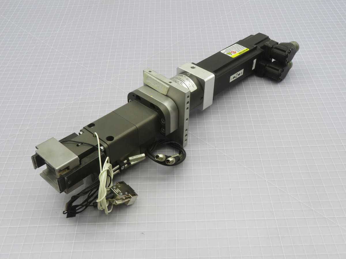 REXROTH MSK030C-0900-NN-M1-UG0-NNNN SERVO MOTOR, 0.8NM TORQUE, 9000RPM MAX SPEED - SERVO