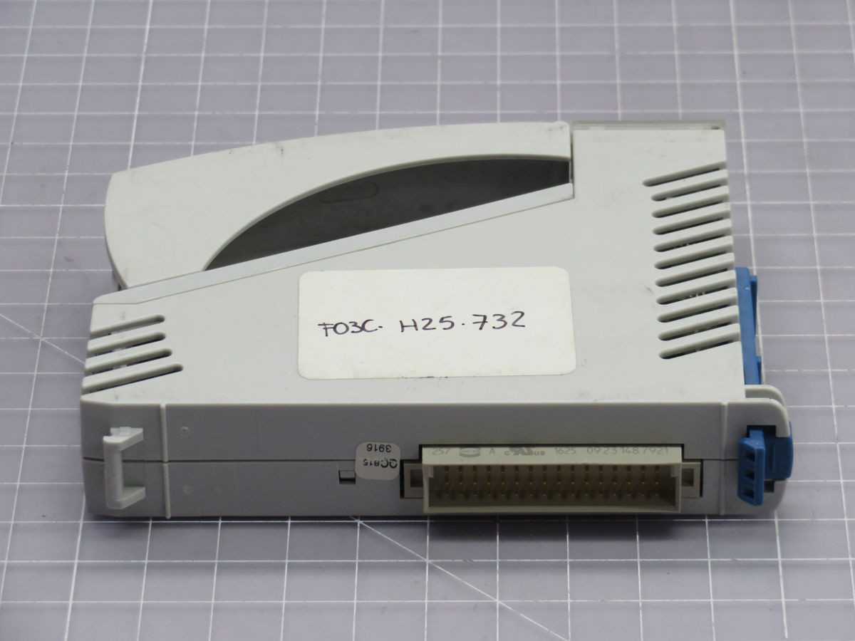 Sigmatek 12-057-021 Controls PLCs, 64 B I/O Data, 24V DC In, 100 MA, 9-Pin D-Sub - PLC MODULES