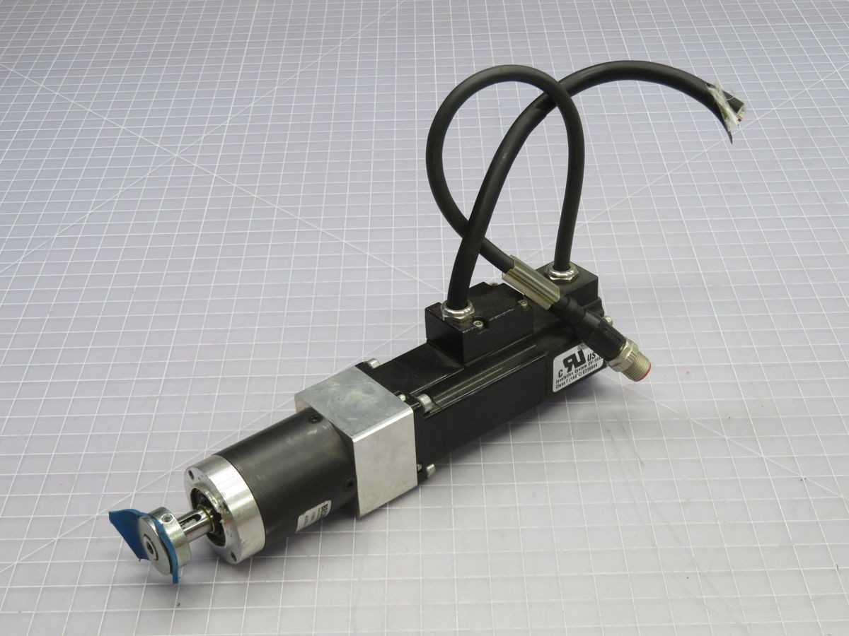BECKHOFF AM3112-0400-0001 AM3100 SERIES SERVO MOTOR T268828 - SERVO