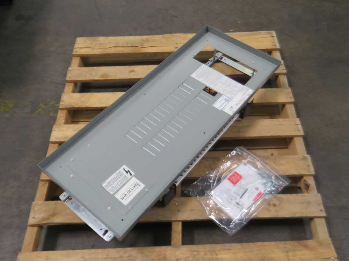 ABB AQU3302RCX MAIN CIRCUIT BREAKER PANEL BOARD T263546 - CIRCUIT BREAKERS