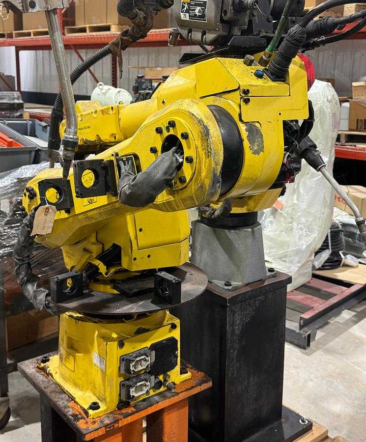 2007 FANUC ARC MATE 120IBE ROBOT - 20KG PAYLOAD, 1667MM REACH, R-30IA CONTROL - ARTICULATED ROBOTS