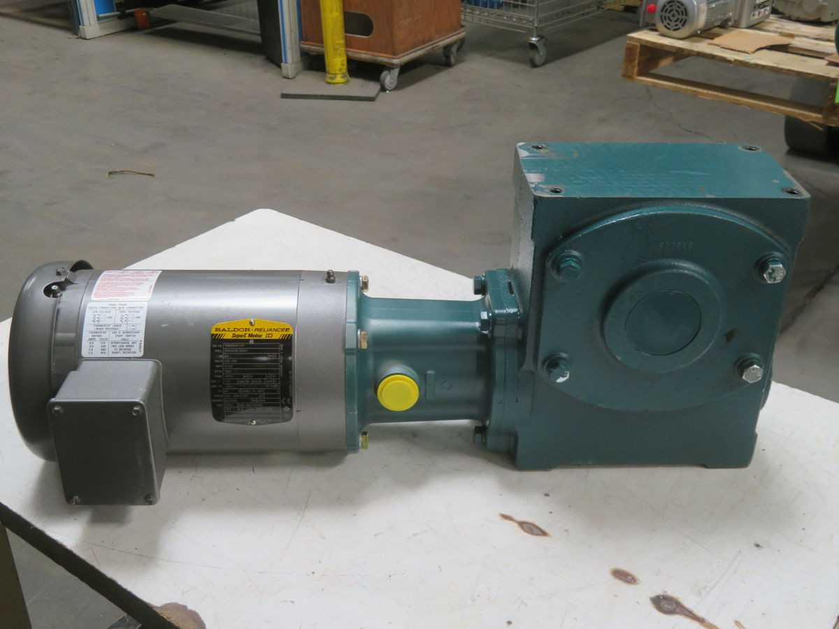 BALDOR VEM3554T-57 35A15R14 MOTOR W TIGEAR2 T266505 - AC MOTOR