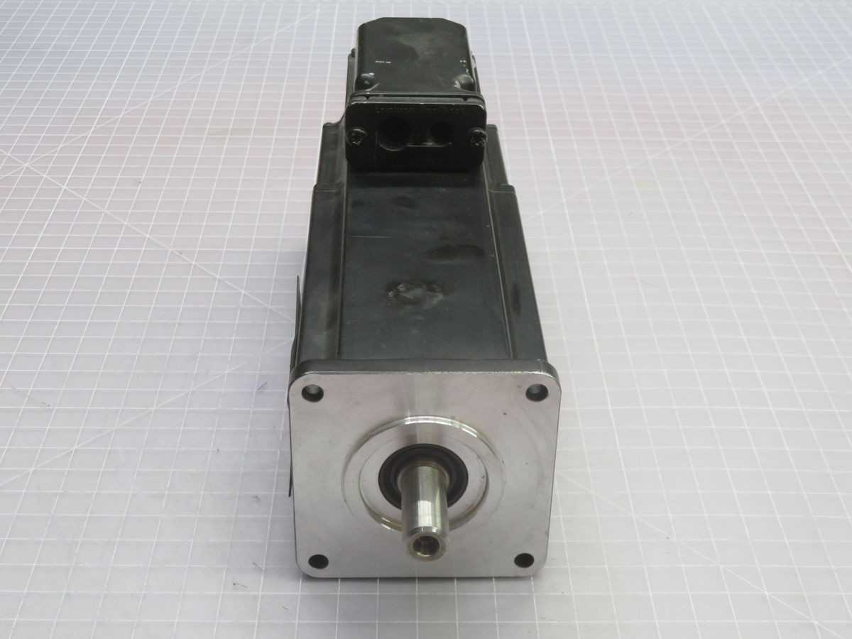 REXROTH INDRAMAT MKD041B-144-GG SYNCHRONUS SERVO MOTOR T266940 - SERVO