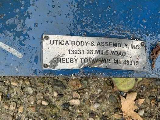 2011 UTICA RISER 300MM FOR FANUC R2000/M900, HEAVY-DUTY, FABRICATED, BLUE FINISH, USA - ROBOT PARTS