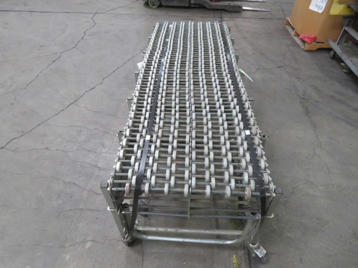 FMH CONVEYORS NESTAFLEX 226 "ACCORDION" STYLE SKATE WHEEL CONVEYOR - CONVEYORS