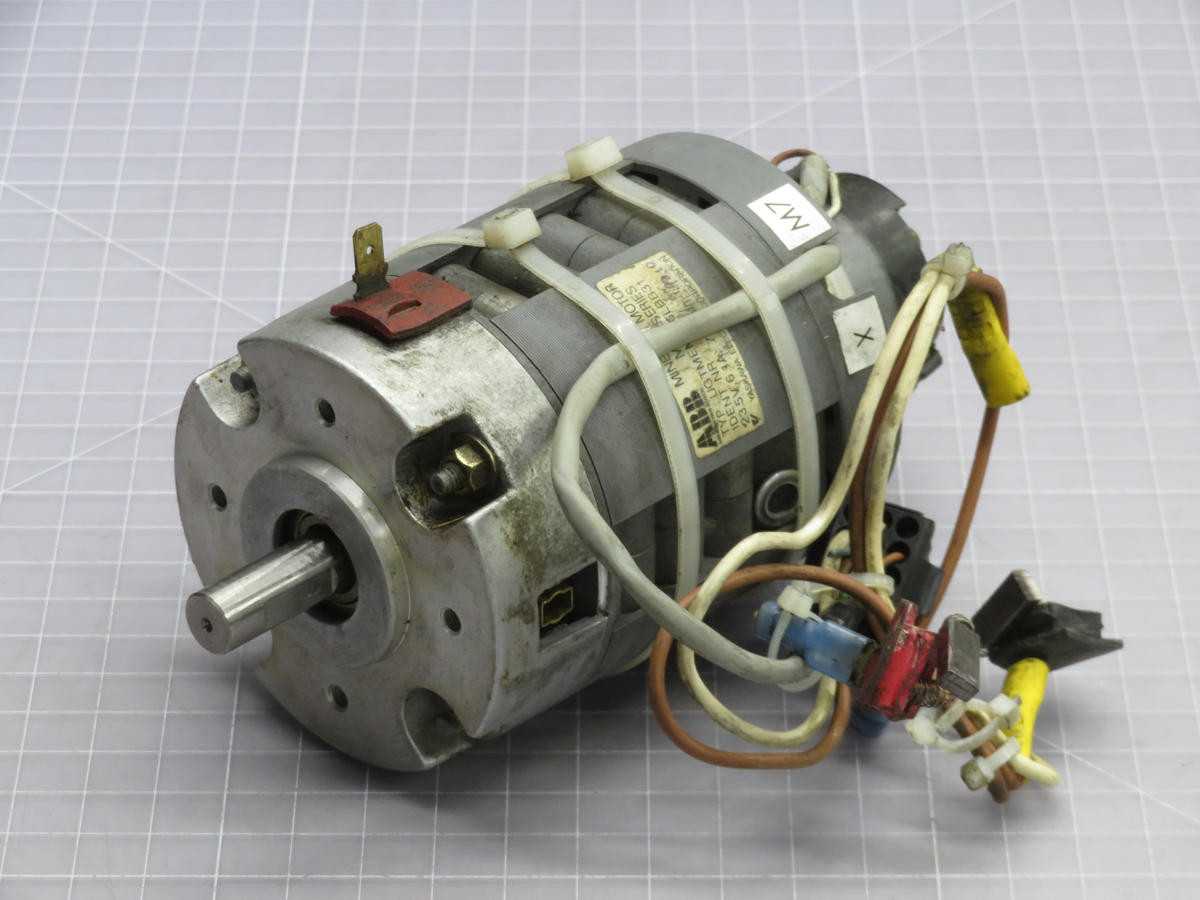 ABB UGTMEM-06LBB31 SERVO MOTOR, 90 VDC VOLTAGE, 0.6 NM CONT TORQUE, 3000 RPM SPEED - SERVO MOTORS