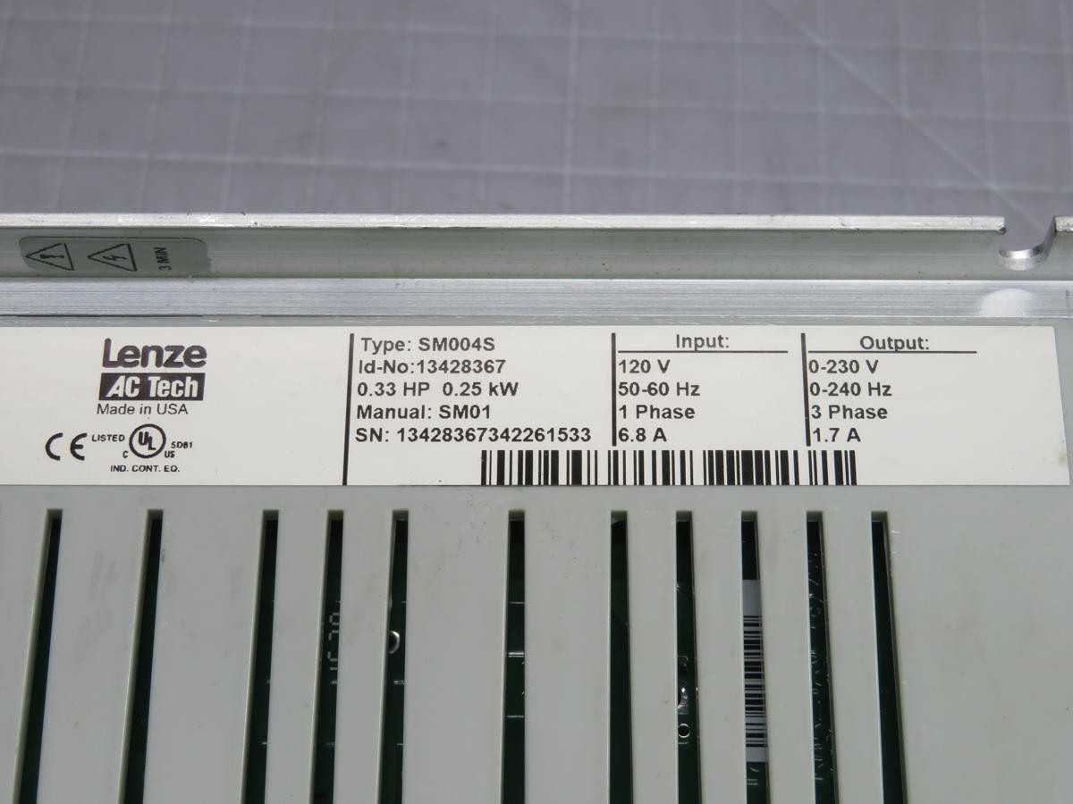 LENZE SM004S VFD, 100-120V AC INPUT, 0-230V AC OUTPUT, 0.25 KW POWER, 1.4 A CURRENT, IP20, RS485 - AC VFD DRIVES