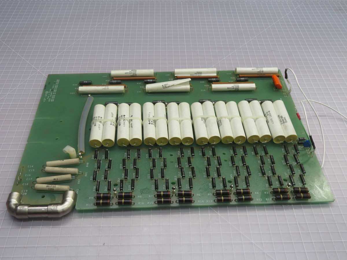 VARIAN 726207-00 CIRCUIT BOARD T265231 - PCB CIRCUIT BOARDS