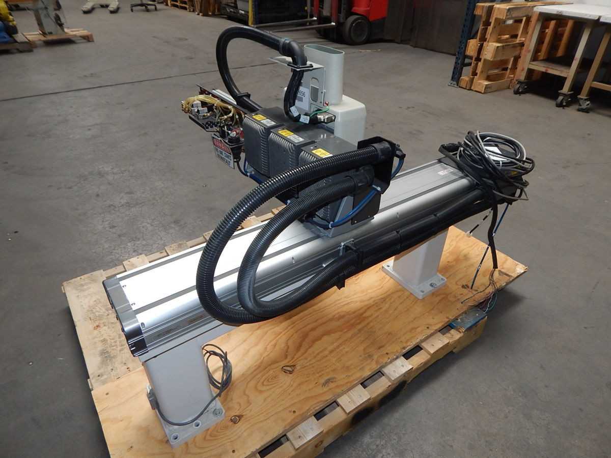 ADEPT XY-HRS080-RH200AD ROBOT, 4 AXIS, SINGLE-PHASE 120/240 VAC POWER - ARTICULATED ROBOTS