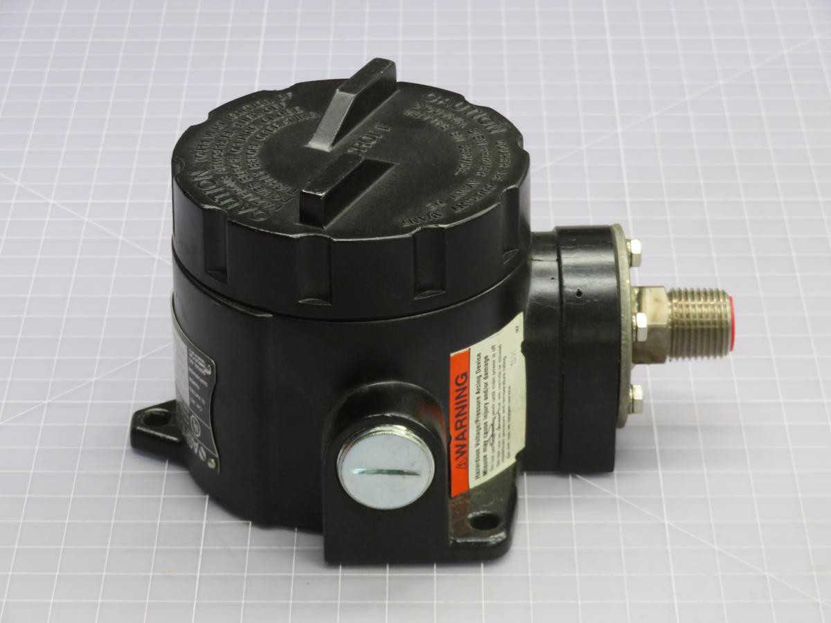 ASHCROFT B761P X06 PRESSURE SWITCH T232978 - SWITCHES