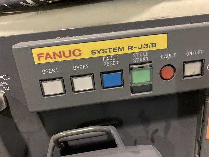 2002 FANUC S-500iB Robot - 15kg Payload, 2757mm Reach, RJ3iB Control - ARTICULATED ROBOTS
