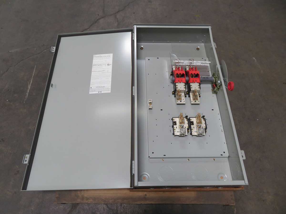EATON DH225FRK SAFETY SWITCH, 2P FUSED, 400A CURRENT, 240V VOLTAGE, NEMA 3R, 75 HP, 200 KA IR - SWITCHES