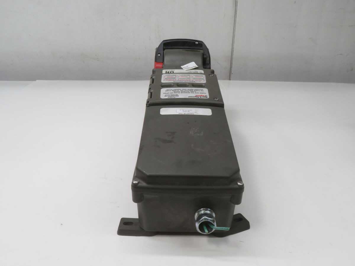 PASS & SEYMOUR PS430FMIR7-W FUSIBLE MECHANICAL INTERLOCK RECEPTACLE T268178 - PLUGS & RECEPTACLES