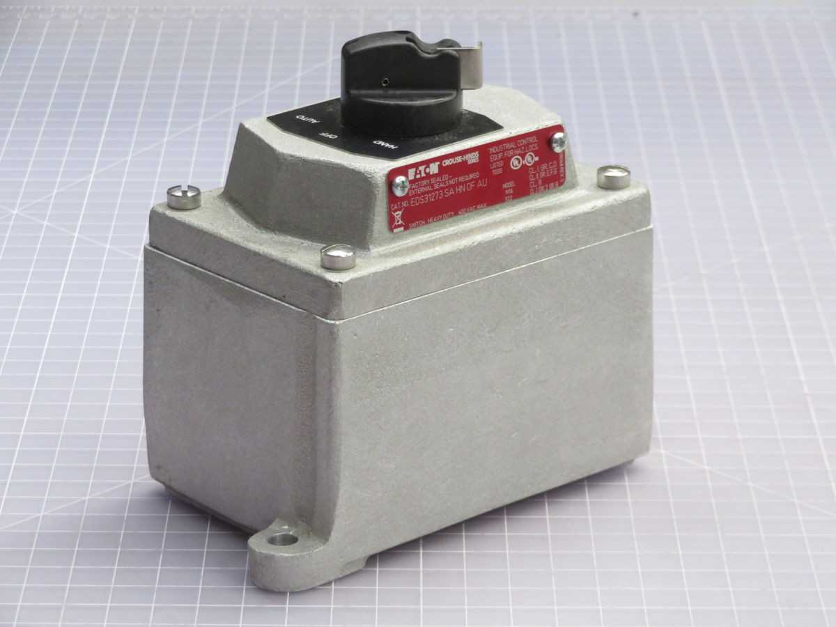 Crouse-Hinds EDS31273 SA HN Of AU M16 322 Selector Switch T263829 - SWITCHES