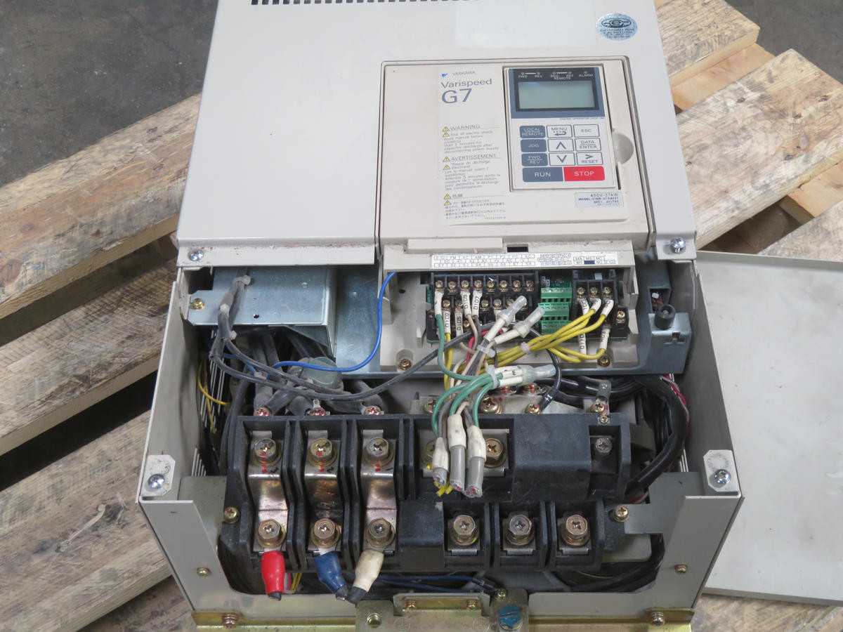 YASKAWA CIRM-G7A4037 INVERTER, 37 KW POWER, 73 A CURRENT, 0-480V, 0-400 HZ, 380-480V - AC VFD DRIVES
