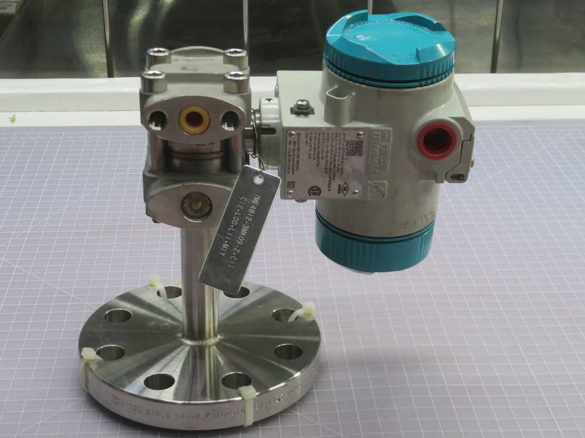 SIEMENS 7MF4433-3GY22-1NC7-Z V007CA23P4003PT DIFFERENTIAL PRESSURE TRANSMITTER T266623 - PRESSURE TRANSMITTER