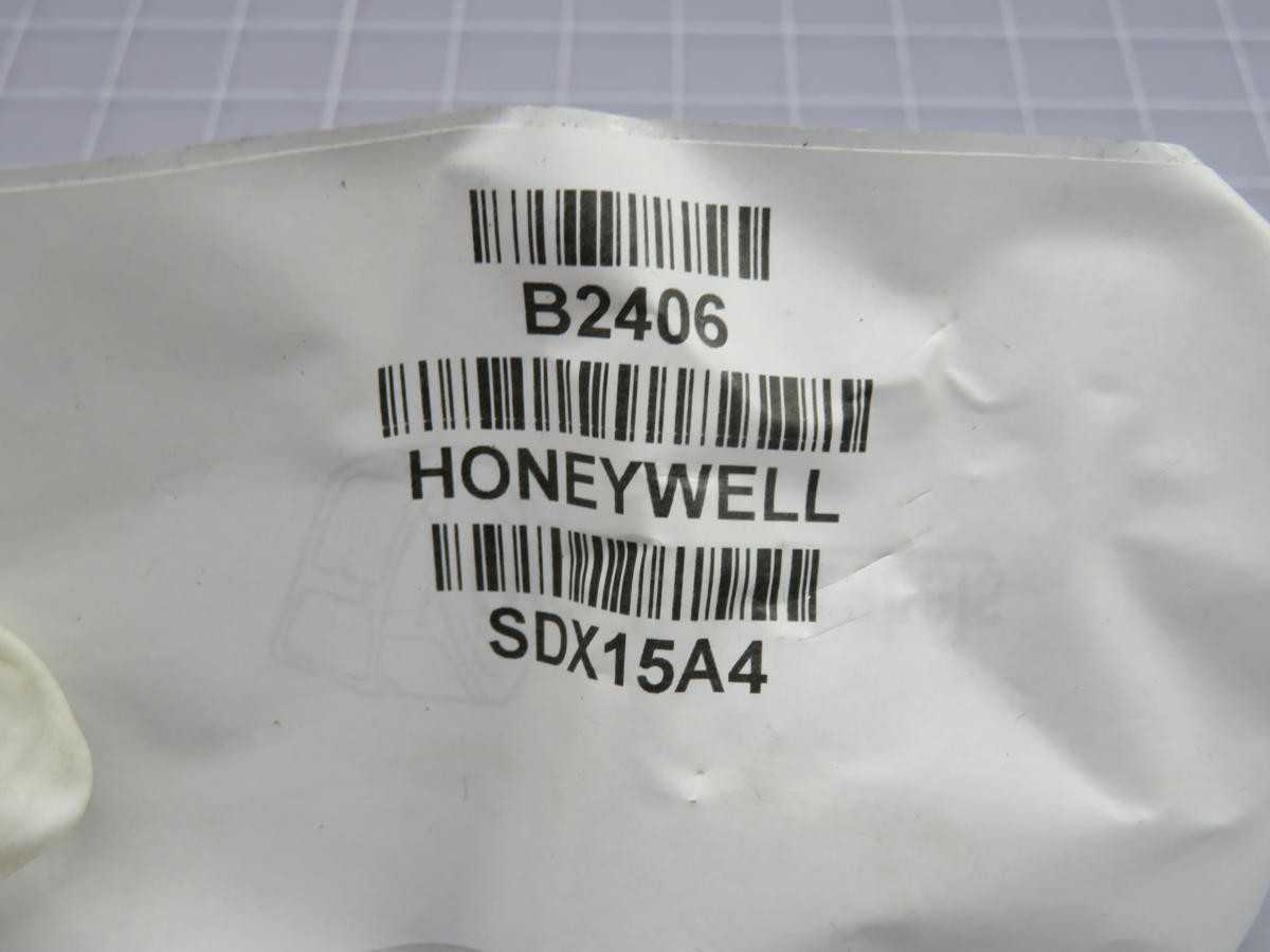 LOT OF 100 HONEYWELL SDX15A4 PRESSURE SENSOR - SENSORS