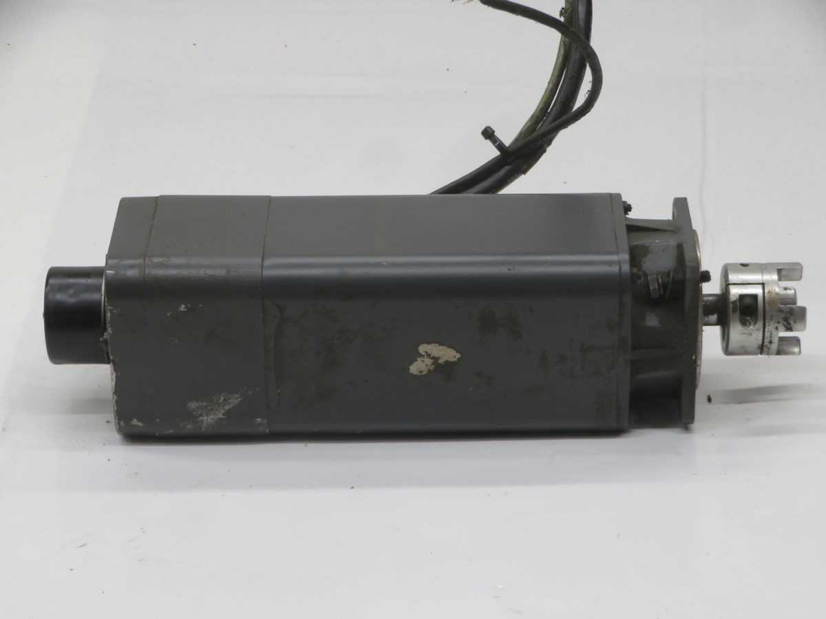 SIEMENS 1FT5066-0AC71-1-Z SERVO, 1.7 KW POWER, 2000 RPM SPEED, 8.0 NM TORQUE - SERVO MOTORS