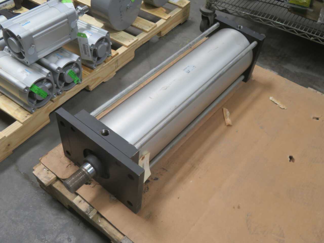 SMC CDS1F200-700 PNEUMATIC AIR CYLINDER T269621 - PNEUMATIC CYLINDERS & ACTUATORS