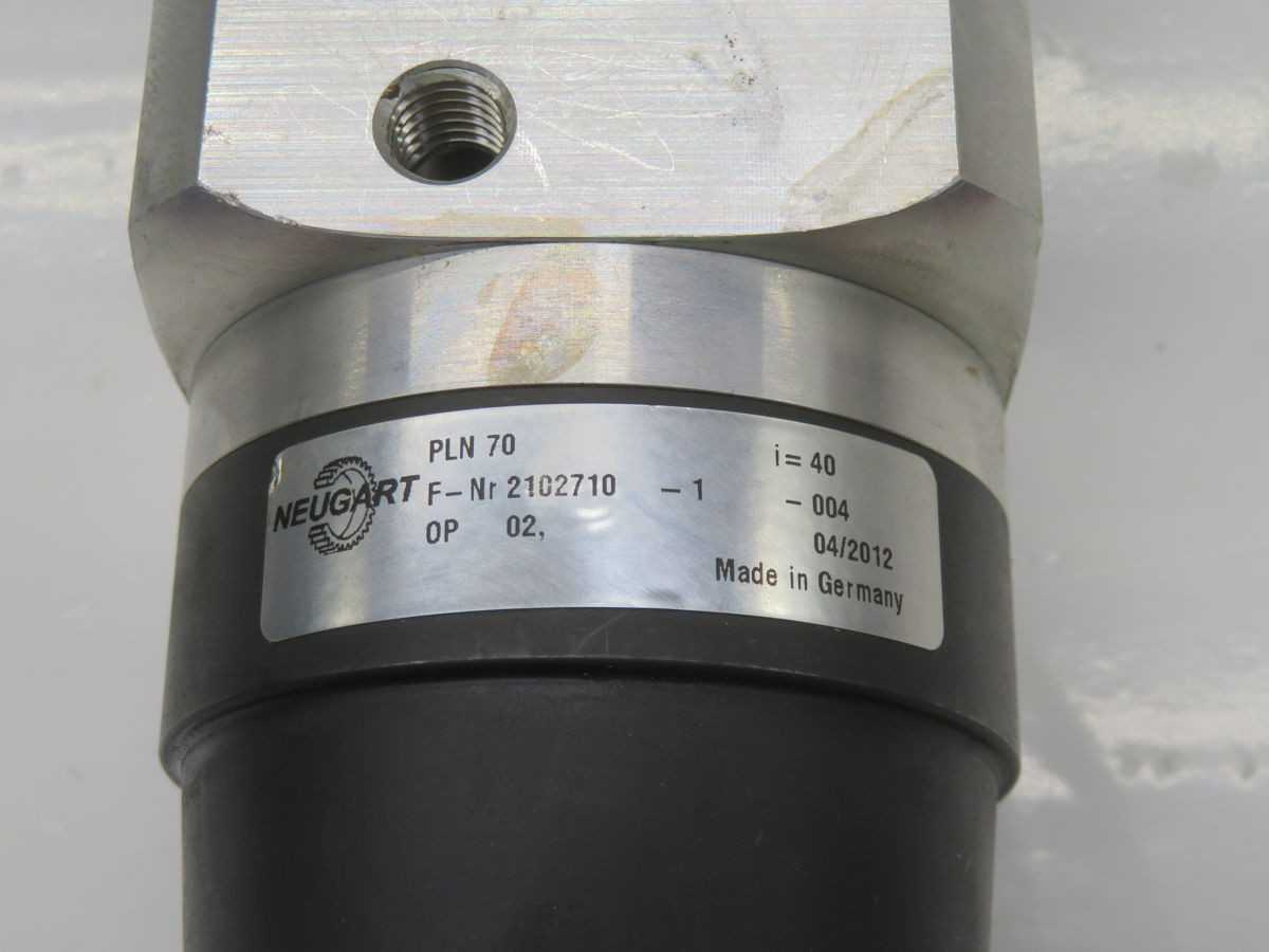 B&R 8LSA25.R0060D000-0 SERVO MOTORS, 6000 RPM, 2.3 NM RATED TORQUE, 2.8 KG, IP64 - SERVO MOTORS