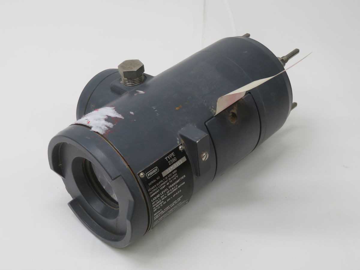 FISHER TYPE 2390 ELECTRONIC LIQUID LEVEL TRANSMITTER T268163 - LEVEL TRANSMITTER