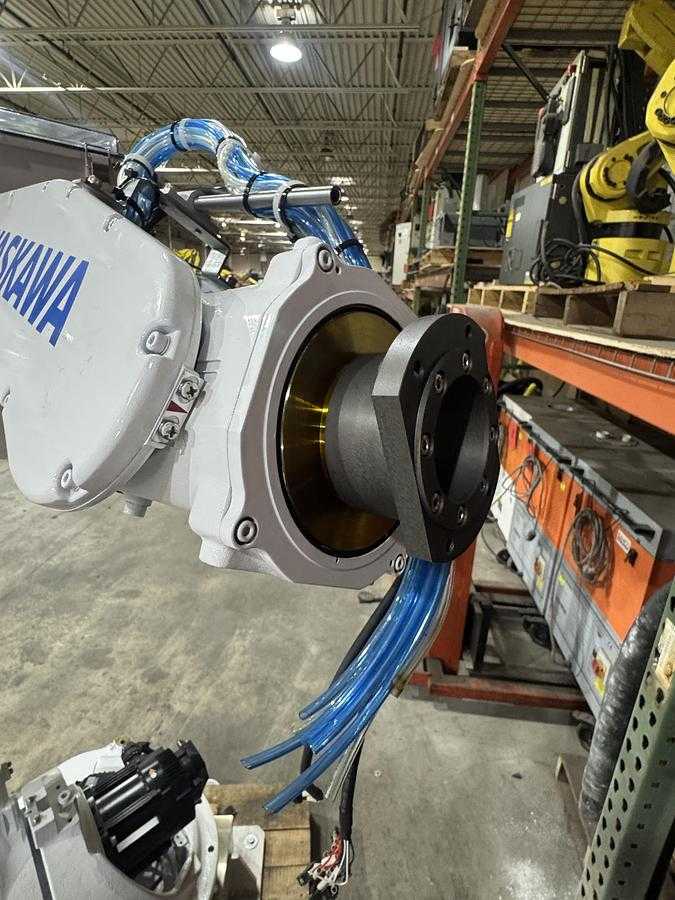 2021 Yaskawa Motoman GP25 Articulated Robot, 25kg Payload, 1730mm Reach, YRC1000 Controller - ARTICULATED ROBOTS