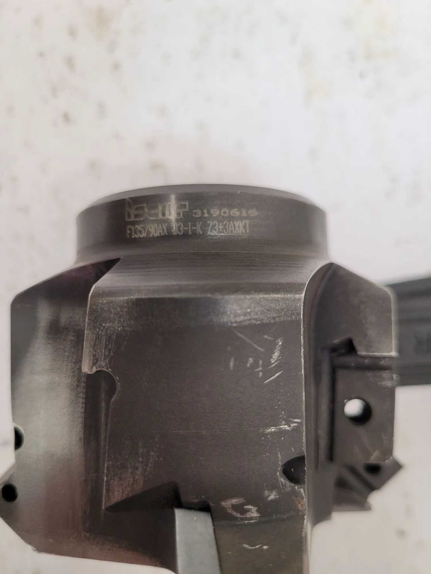 ISCAR 3190616 F135/90AC MILL - 1" INNER, 2" OUTER ARBOR HOLE, 2.5" H - MACHINING TOOLING & PARTS