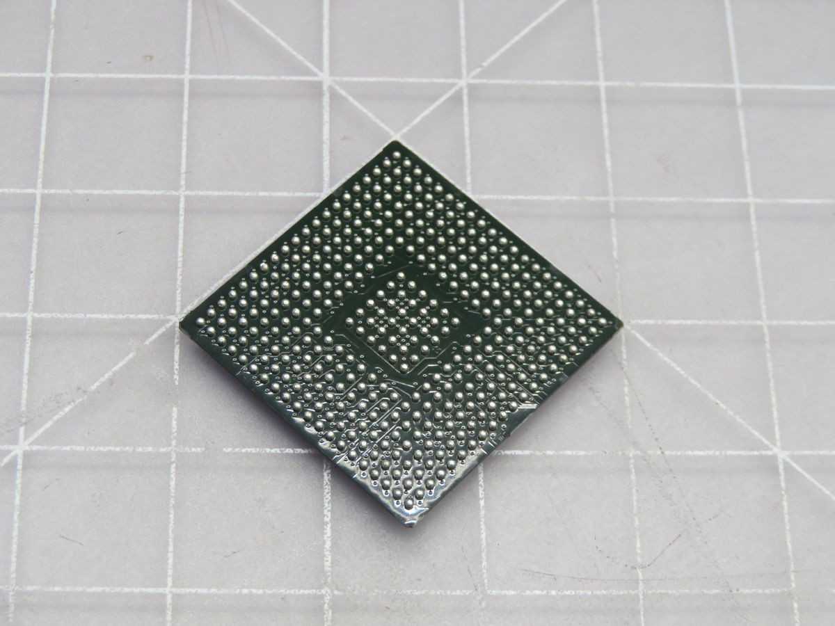 LOT OF 142 SCIENTIFIC ATLANTA 08-4003720-01 4009720 RISC MICROPROCESSOR T205588 - ELECTRONIC COMPONENTS