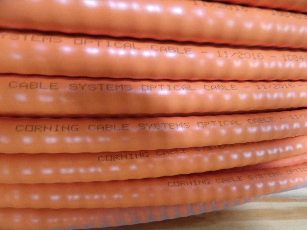 CORNING 012K81-33130-A1 MULTI MODE FIBER OPTIC CABLE, 12 FIBER, 62.5/125ΜM CORE/CLAD - FIBER OPTIC CABLE