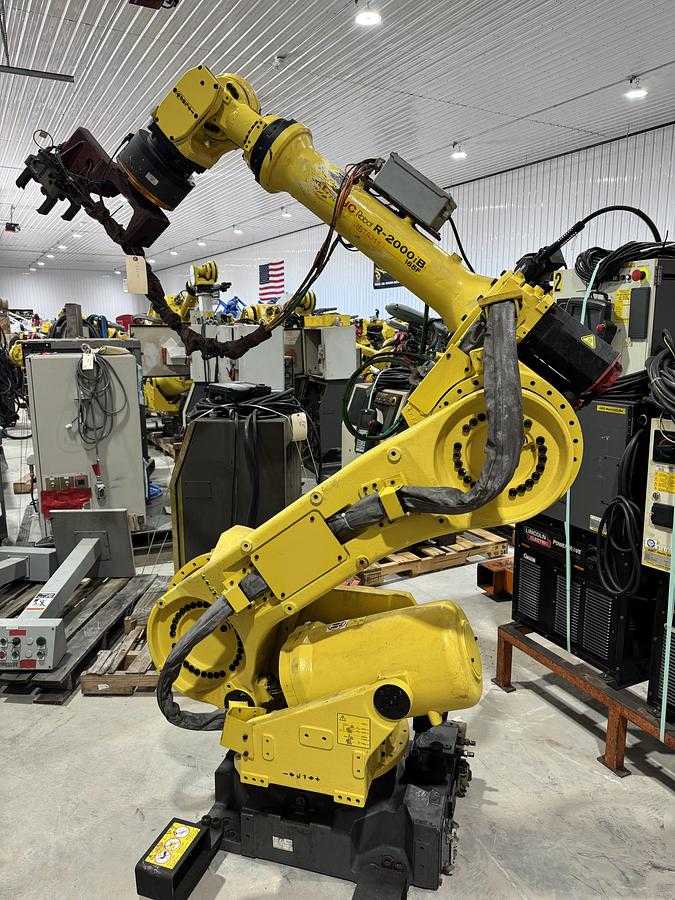 2007 FANUC R-2000IB/165F ROBOT, 165KG PAYLOAD, 2655MM REACH, R-30IA CONTROL - ARTICULATED ROBOTS