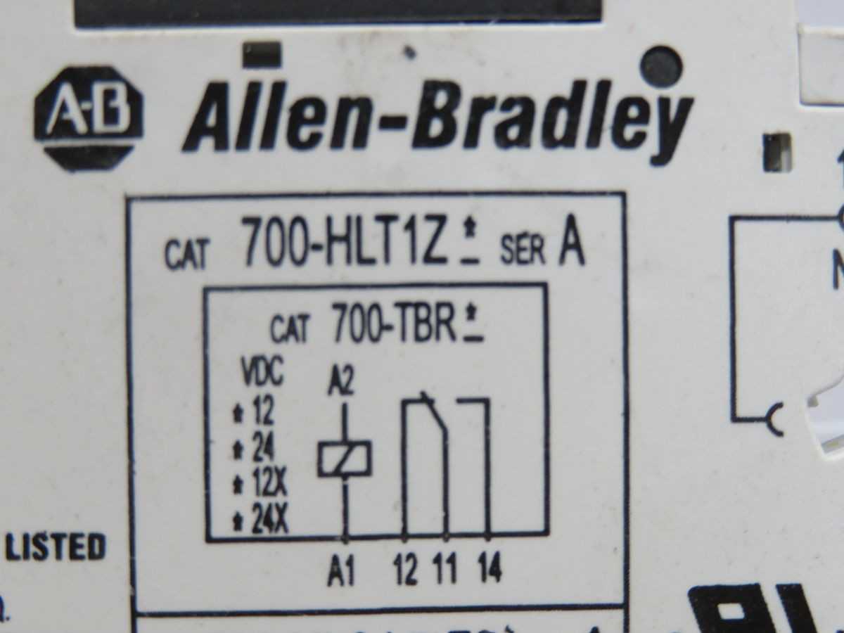 LOT OF 44 ALLEN BRADLEY 700-HN163 RELAY SOCKET W 700-TBS24 T269406 - SAFETY RELAY