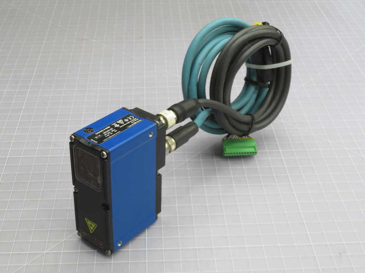 WENGLOR MLSL133 SENSORS, 25-50 MM MEASURING RANGE, 1 ΜM RESOLUTION, 18-30V DC POWER, IP67 RATING - SENSORS