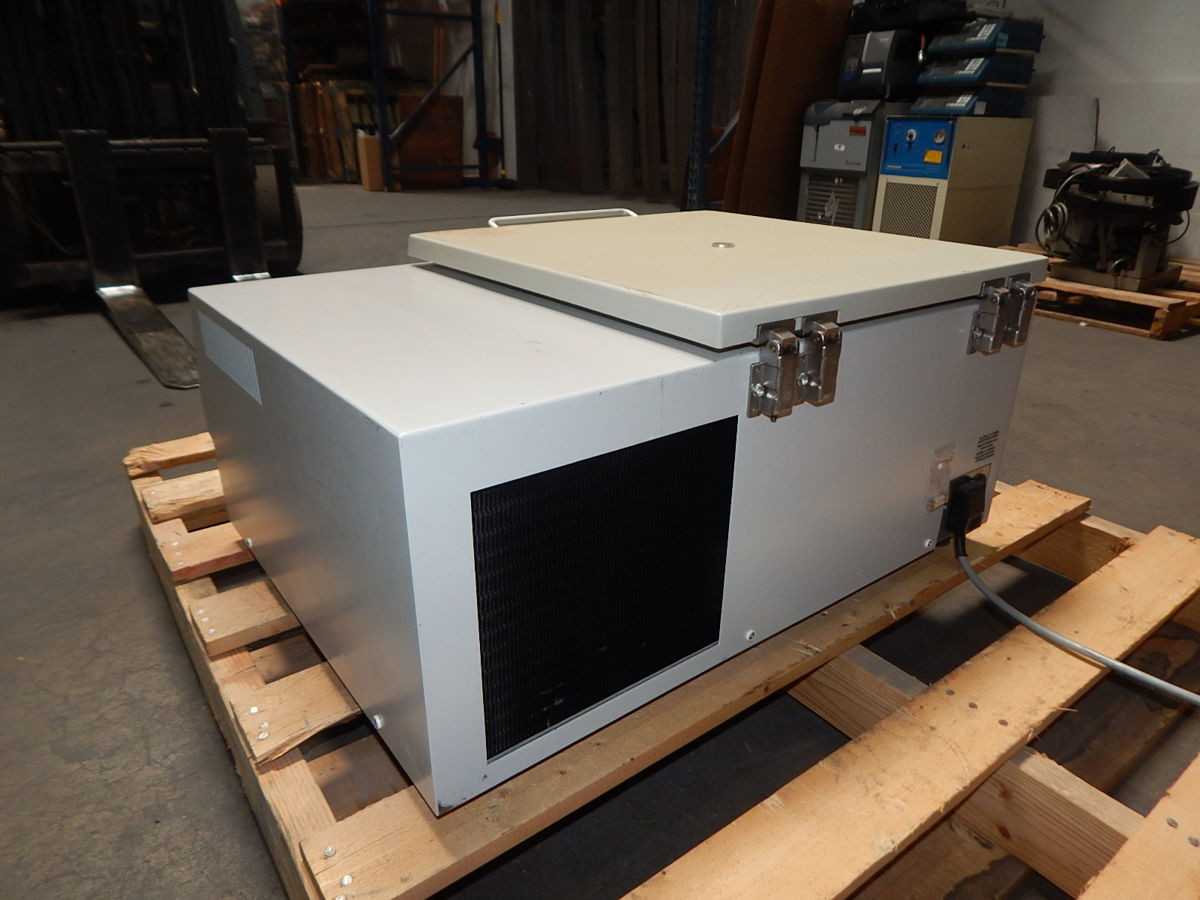 HERMLE LABORTECHNIK Z 400 K REFRIGERATED CENTRIFUGE - LAB & SCIENTIFIC