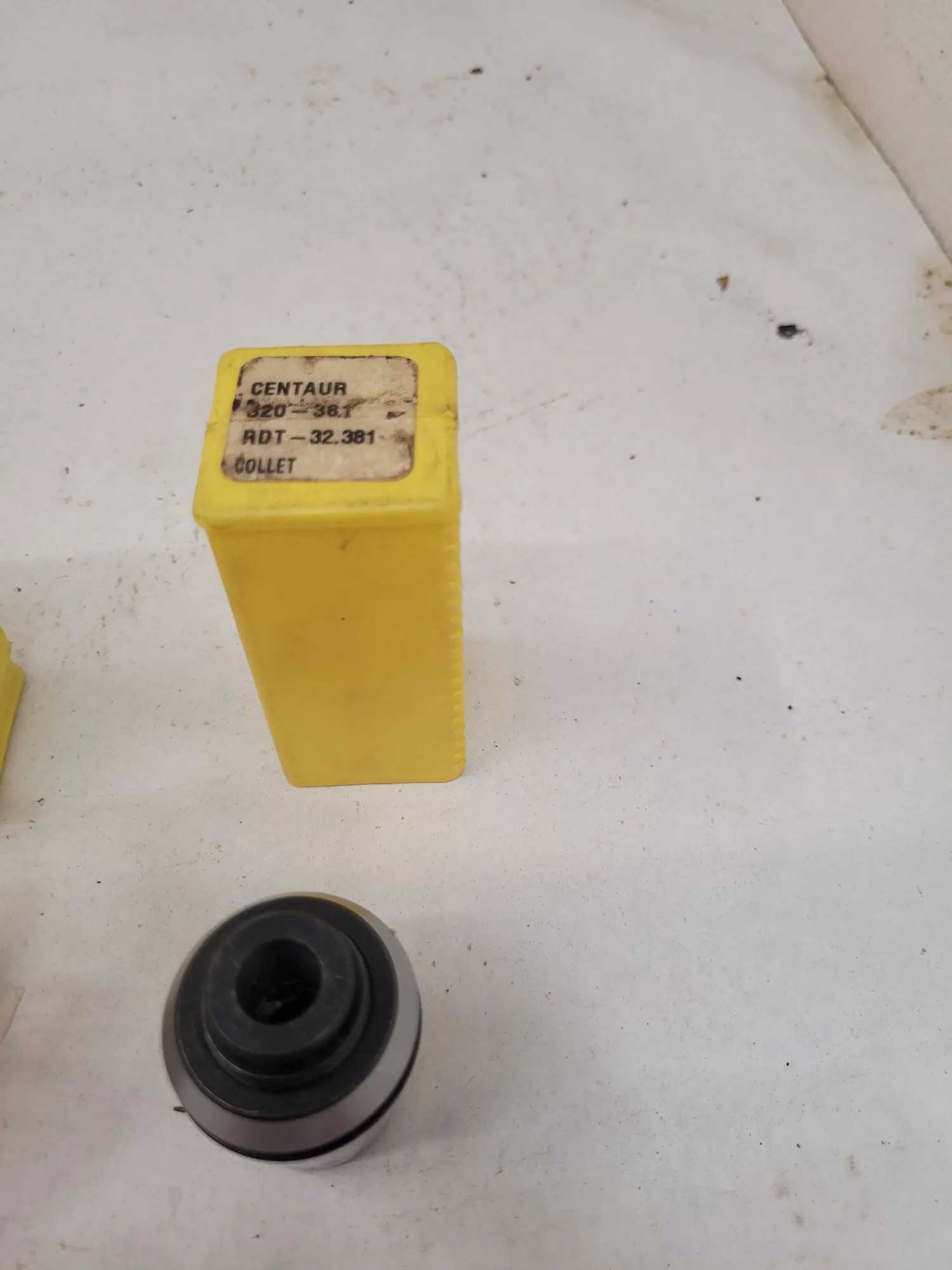 CENTAUR PRECISION TOOLS RD32 TAPPING COLLETS - LOT OF 5, VARIOUS SIZES - MACHINE TOOLING