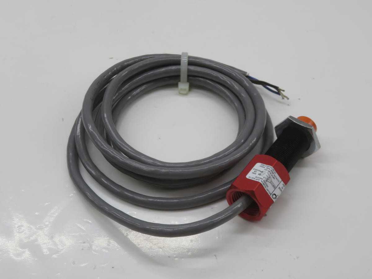 NAMCO EE510-21000 PROXIMITY SWITCH, 12.7MM SENSING, 8-28VDC, 200MA OUTPUT, IP67, -25/70C TEMP - SWITCHES
