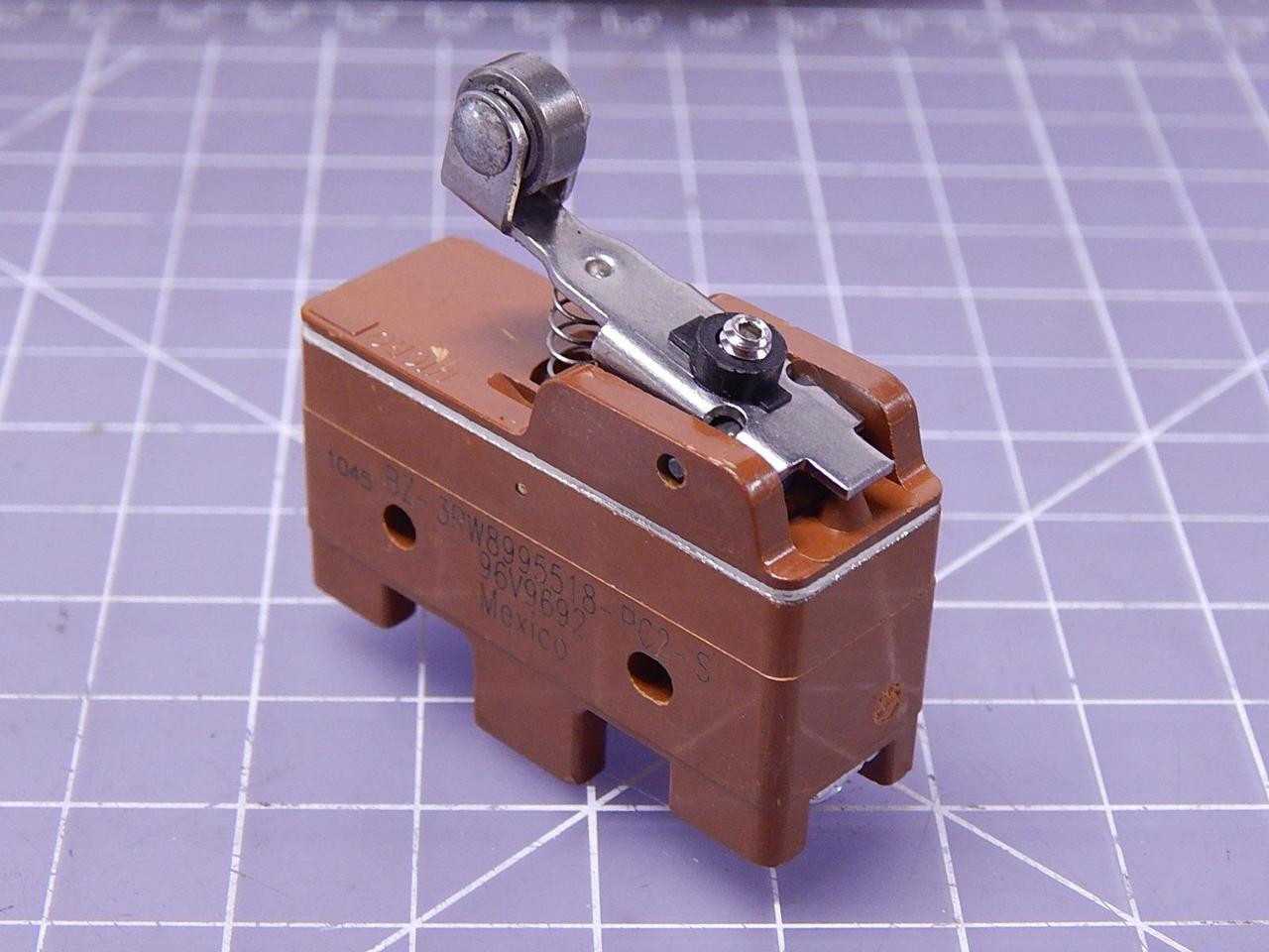 LOT OF 75 HONEYWELL BZ-3RW8995518-PC2-S 96V9692 BASIC / SNAP ACTION SWITCHES - SWITCHES