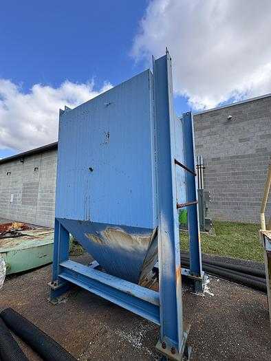 SAND HOPPER - STORAGE & HANDLING EQUIPMENT