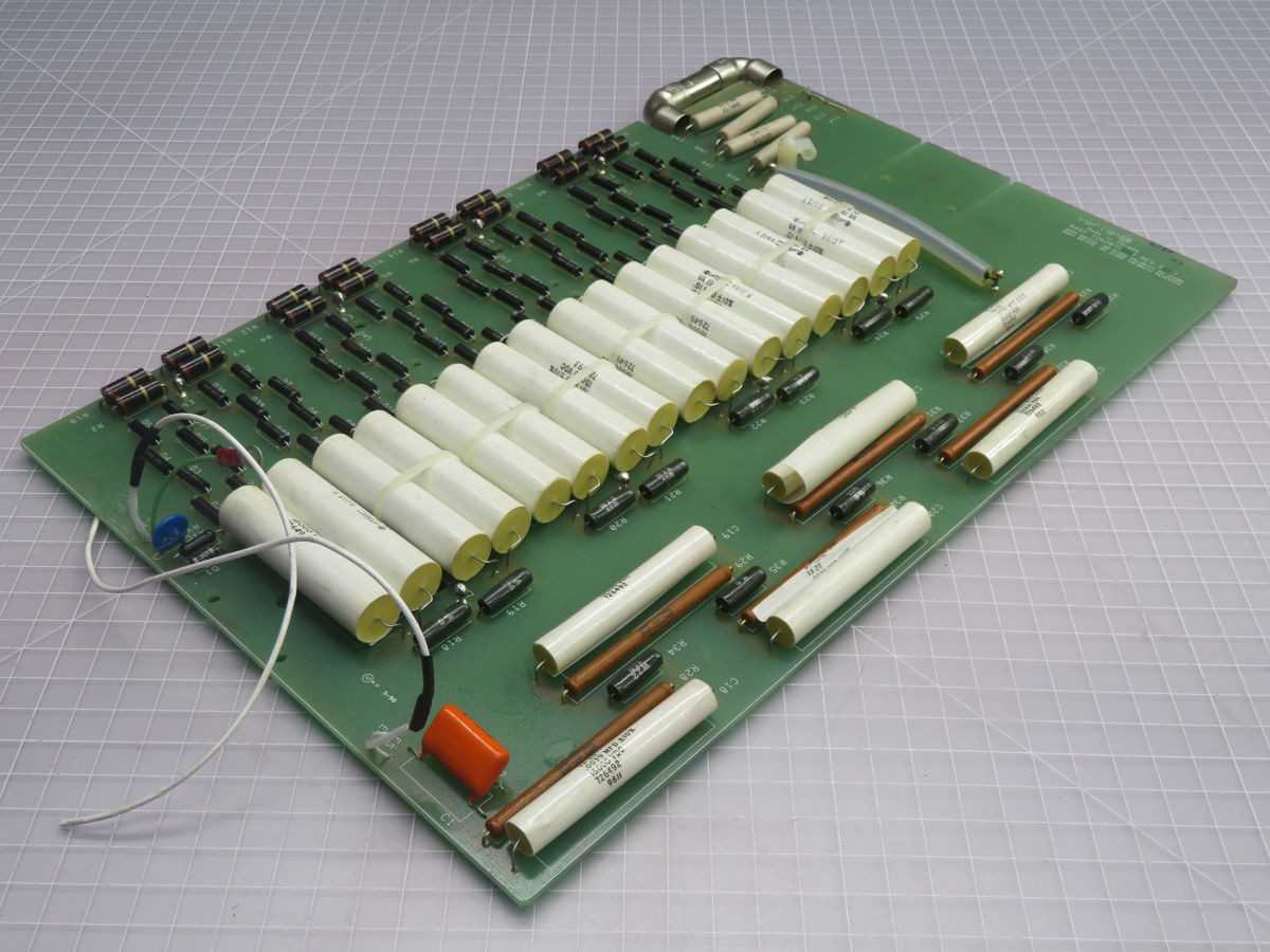 VARIAN 726207-00 CIRCUIT BOARD T265231 - PCB CIRCUIT BOARDS