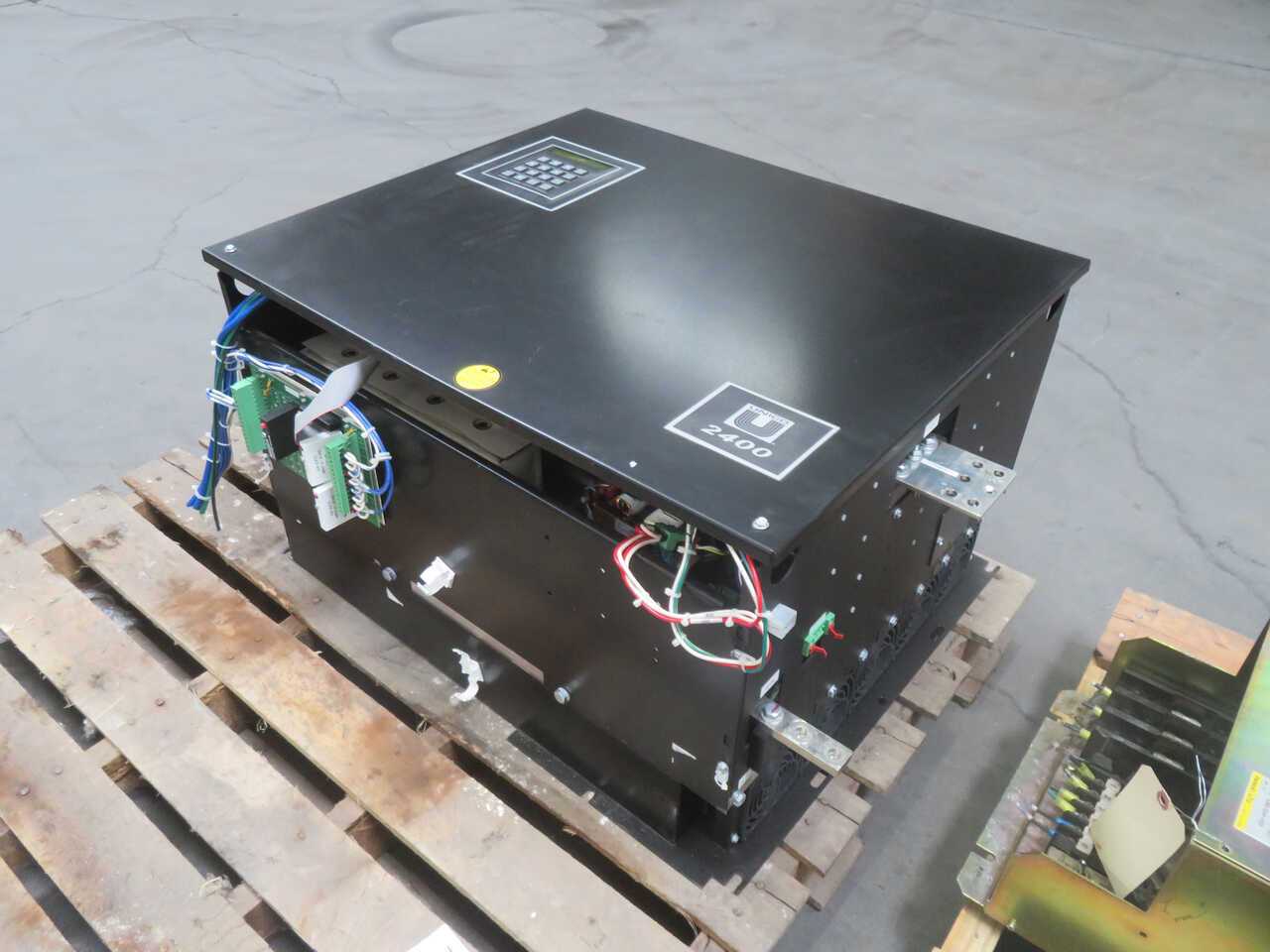 UNICO 2461 E27 INVERTERS, 520V VOLTAGE, 500 HP POWER - MOTOR DRIVES