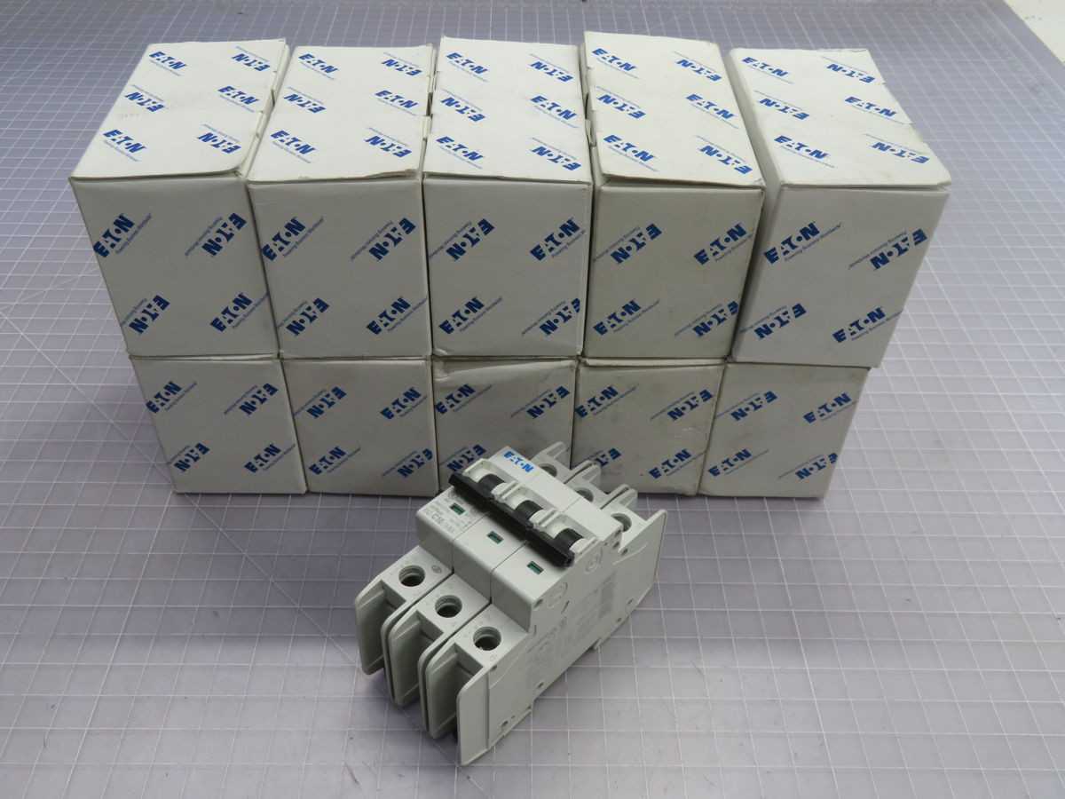 LOT OF 10 EATON FAZ-C10/3-NA CIRCUIT BREAKER T263614 - CIRCUIT BREAKERS