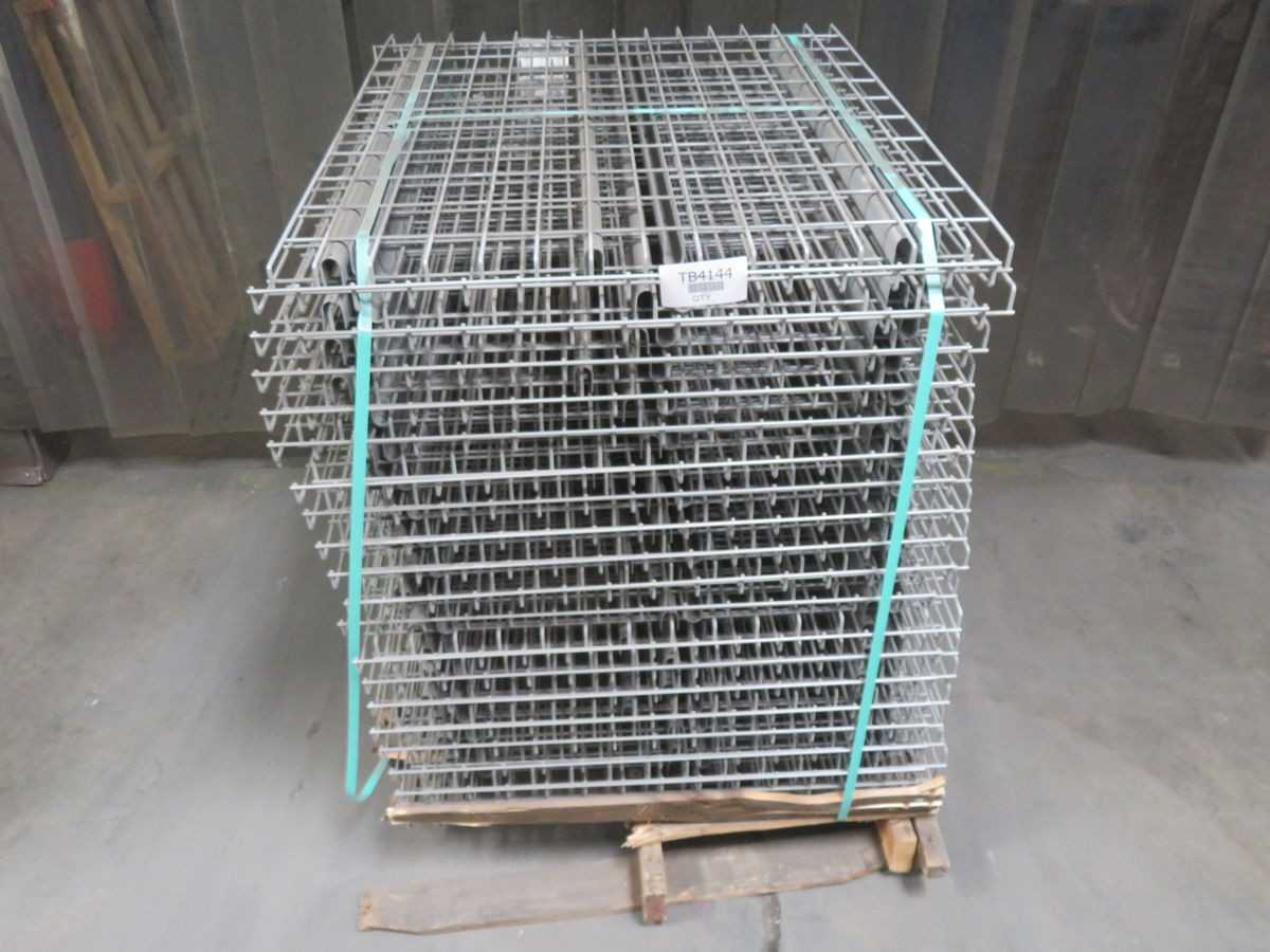 Lot Of 40 Nashville Wire Pallet Rack Decking 34 In W For 42 In Uprights - PALLET RACKING