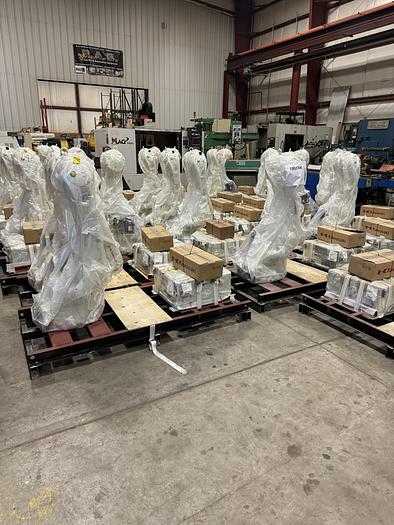 2022 KAWASAKI RS020N ROBOT, 20KG PAYLOAD, 1725MM REACH, E01 CONTROLLER, 6 AXES - ARTICULATED ROBOTS