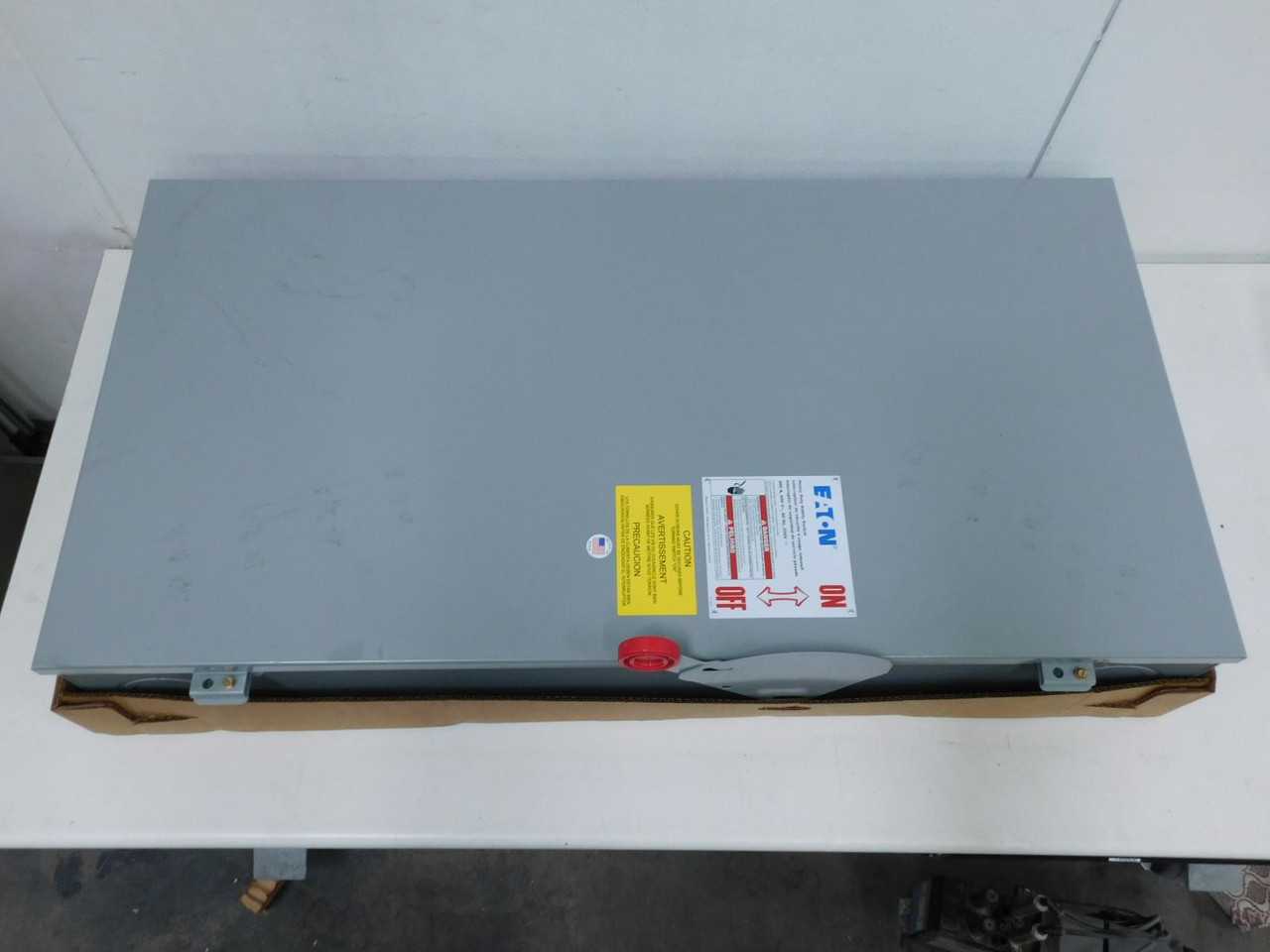 EATON DH365UGK DISCONNECT SWITCHES, 3P, 400A CURRENT, 600VAC/250VDC VOLTAGE, 250HP POWER - SWITCHES