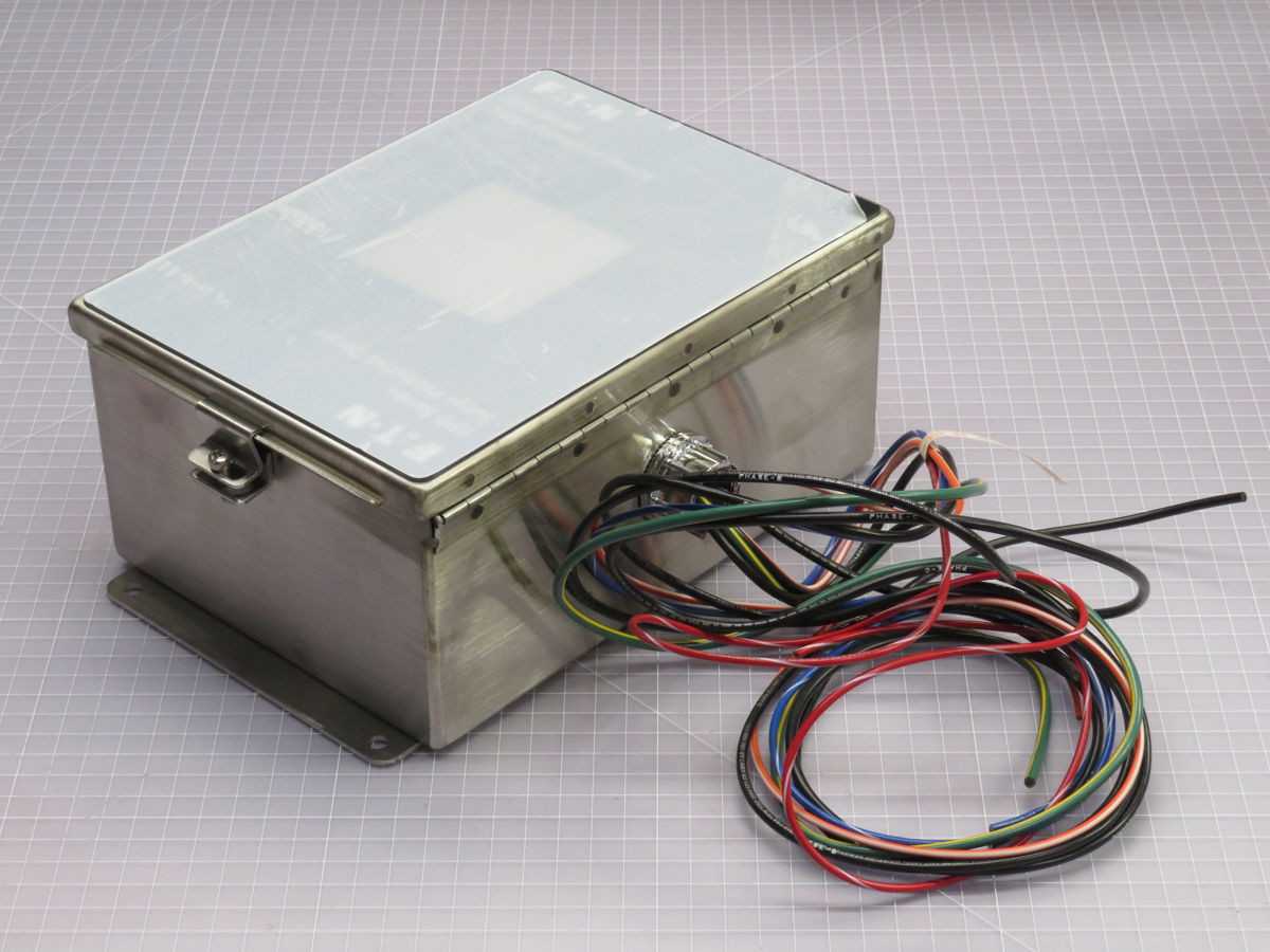 EATON SPD120480D2P, Suppressor, 480V Delta, 120 KA Surge, 200 KA SCCR, 600V MCOV, 1800V VPR, NEMA 4X - SURGE SUPPRESSOR