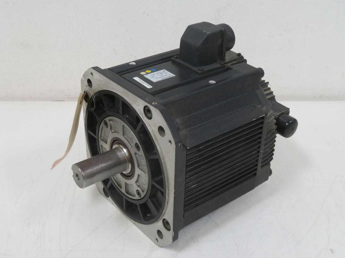 Yaskawa SGMD-45AWB-YR14, 4500 W Power, 28.4 N-M Torque, 1500 R/Min Speed, 31.6 A Current - SERVO MOTORS