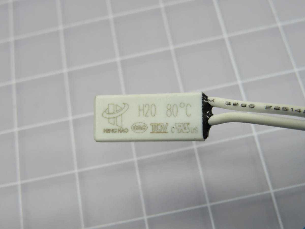 LOT OF 545 HKA100028 NORMALLY CLOSED SWITCH 10 IN - SWITCHES